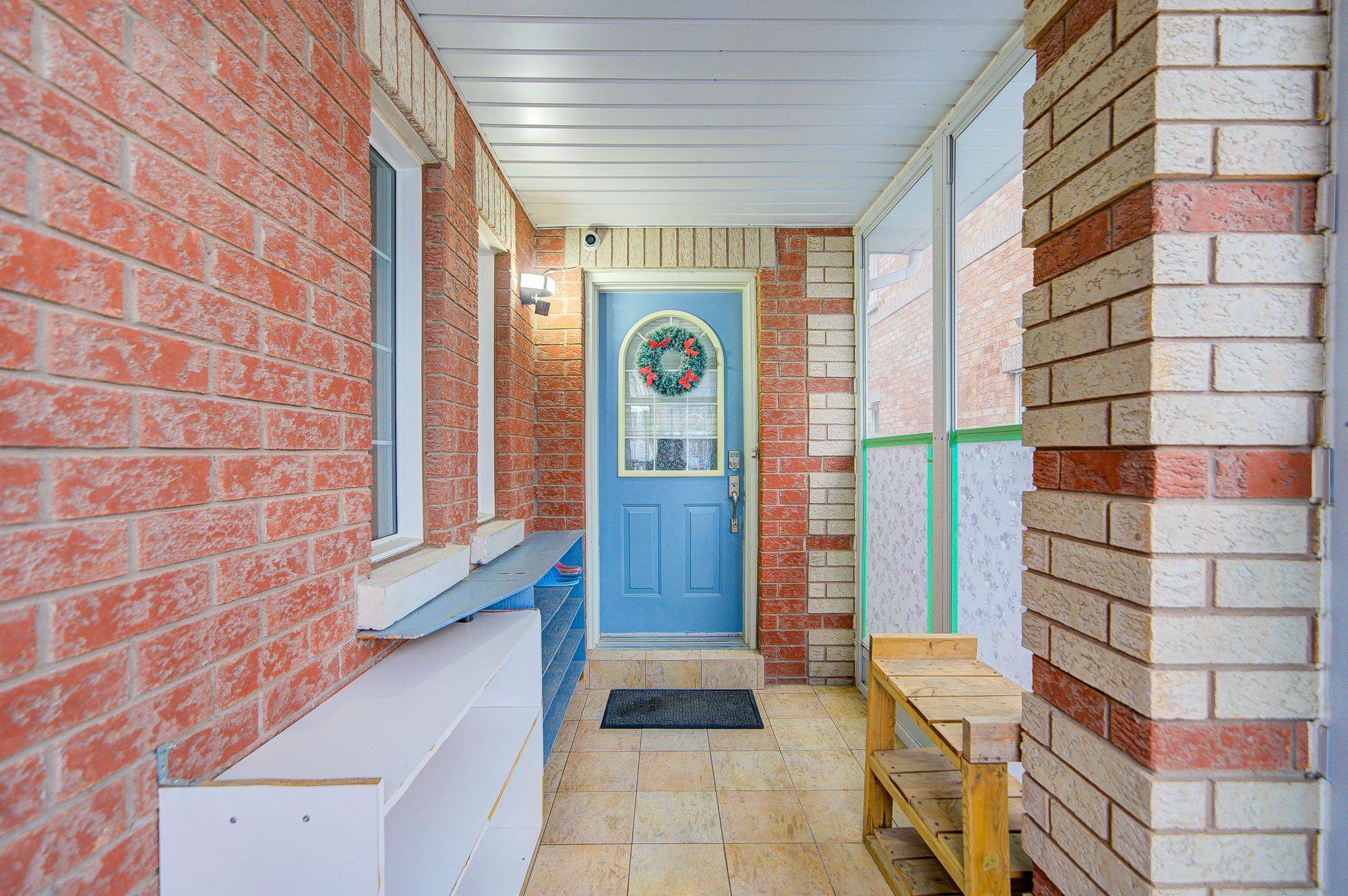 Markham, ON L3R 4T1,7 Whistler CT