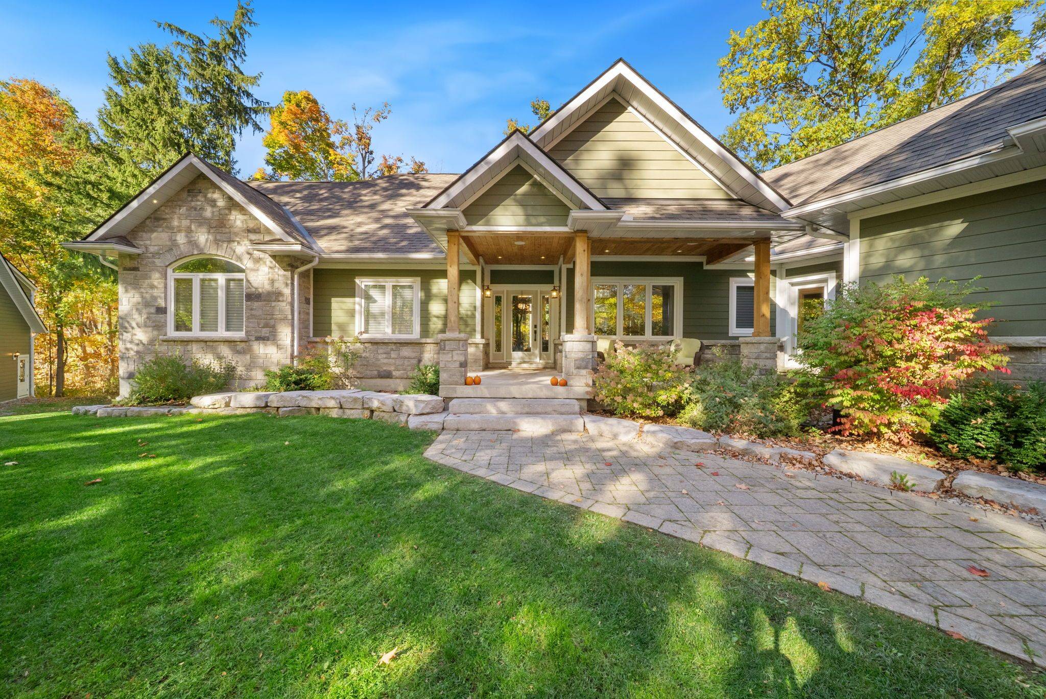 Oro-medonte, ON L3V 0J9,143 Bass Line