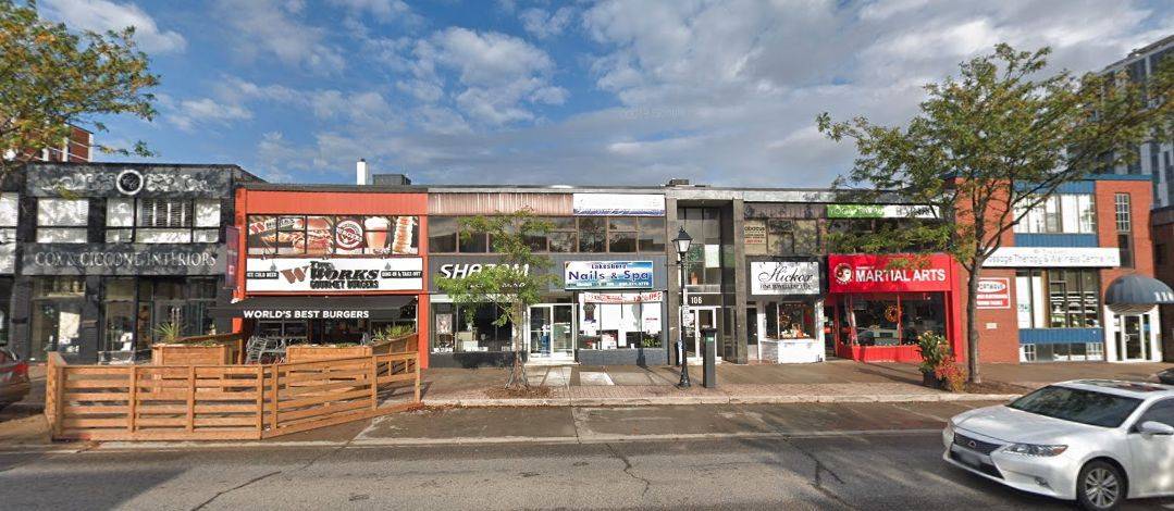 Mississauga, ON L5G 1E3,102 Lakeshore RD E