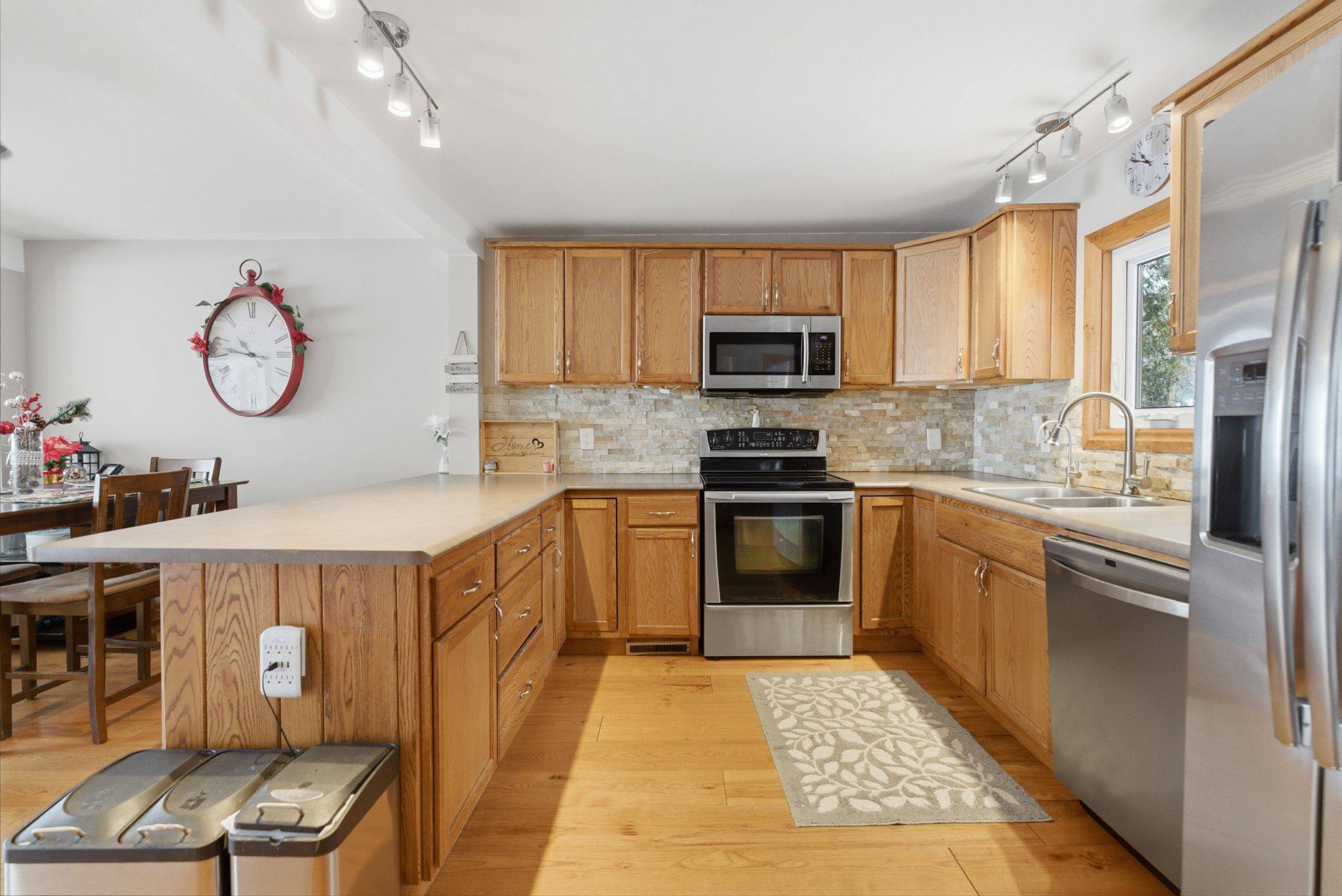 Kawartha Lakes, ON K0L 2W0,38 Cowans CRES