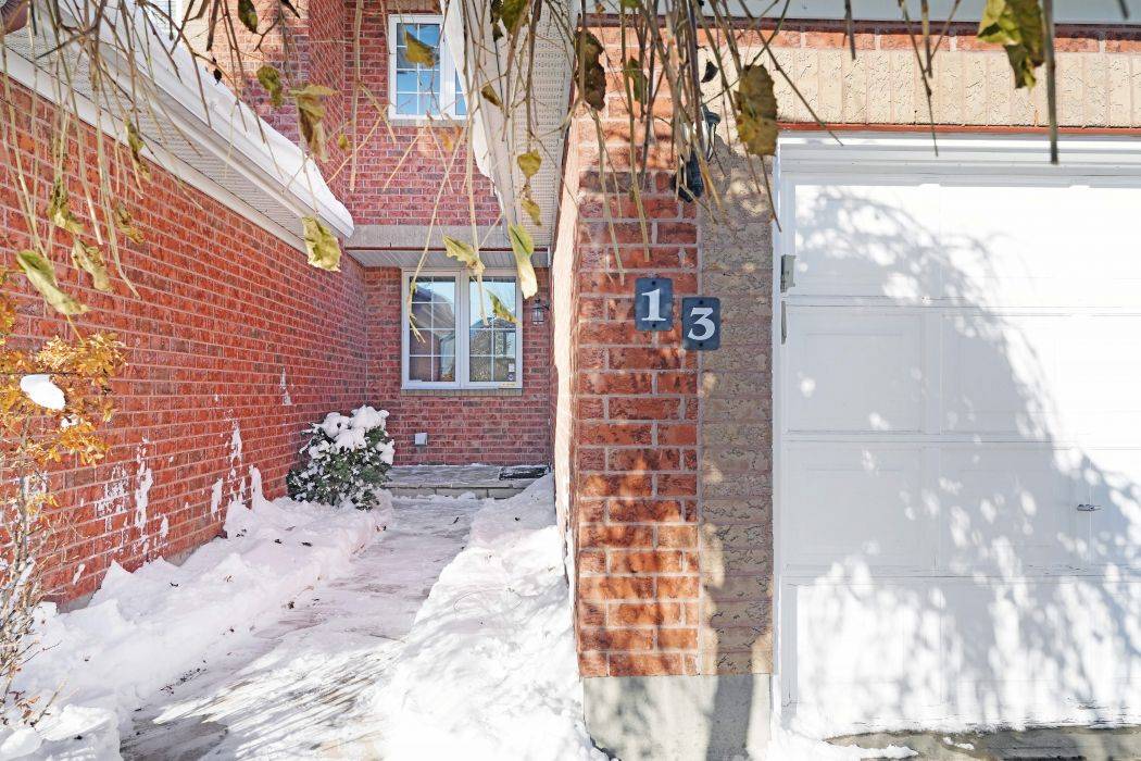 Carlington - Central Park, ON K2C 4C7,13 Grammercy PARK