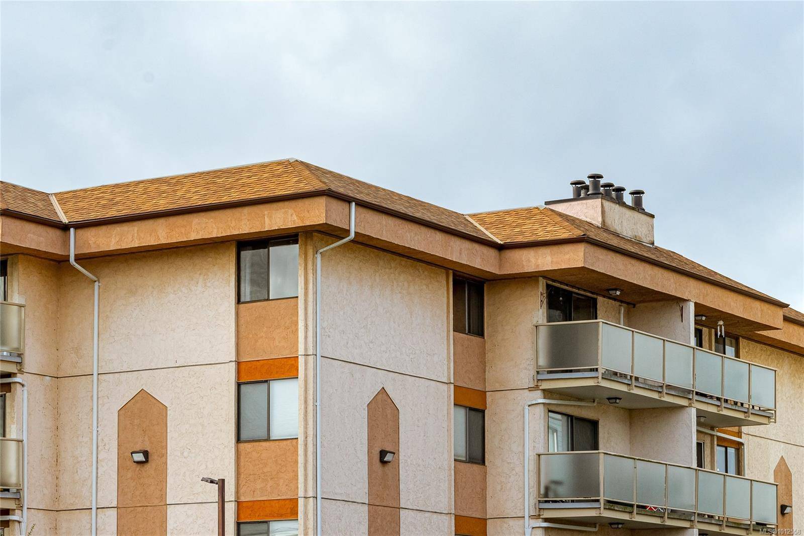 Duncan, BC V9L 3T3,435 Festubert St #402