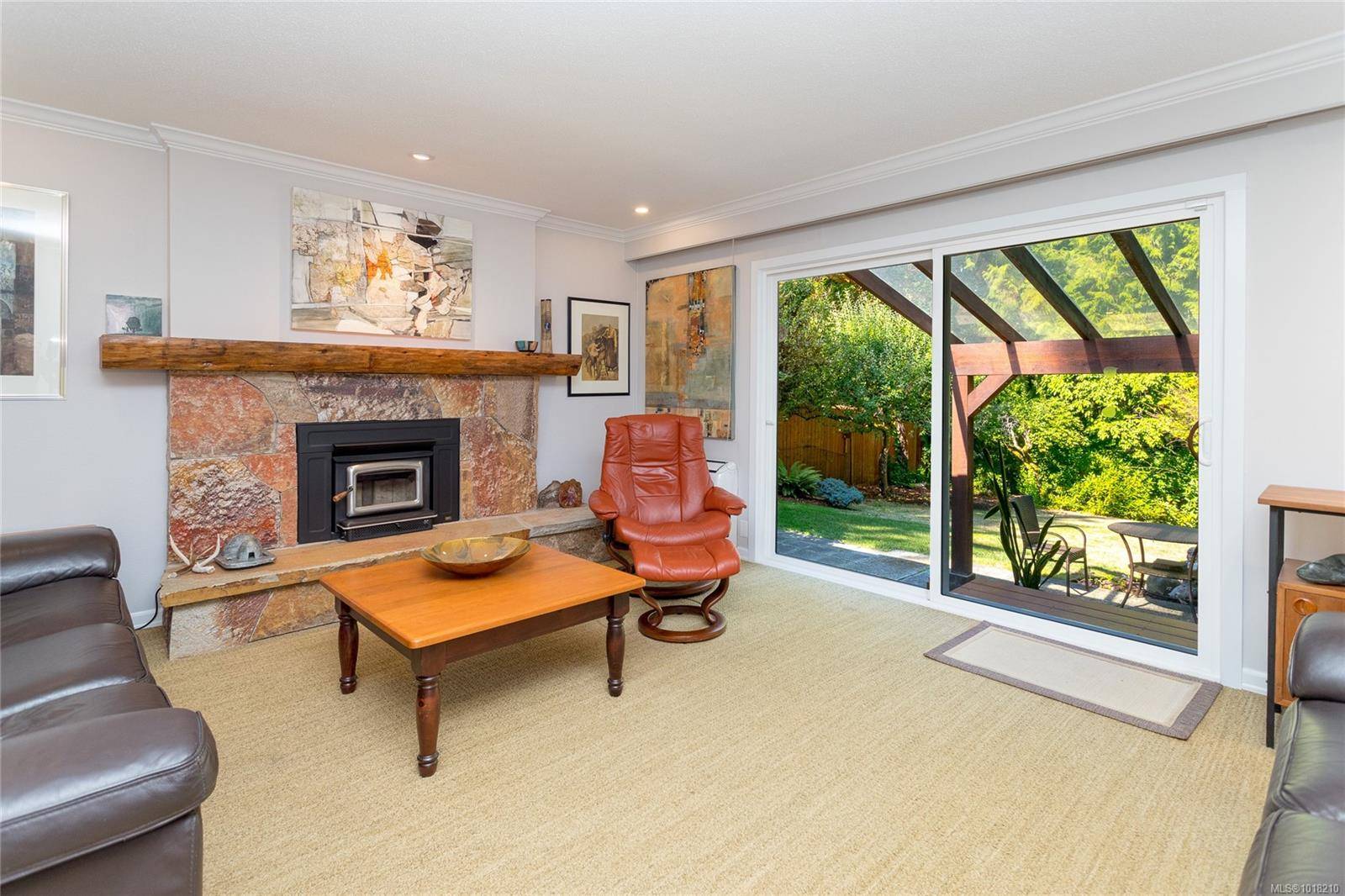 Cobble Hill, BC V8H 0G3,1215 Braithwaite Dr