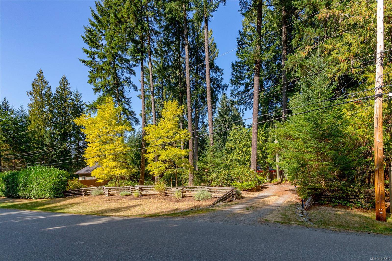 Cobble Hill, BC V8H 0G3,1215 Braithwaite Dr