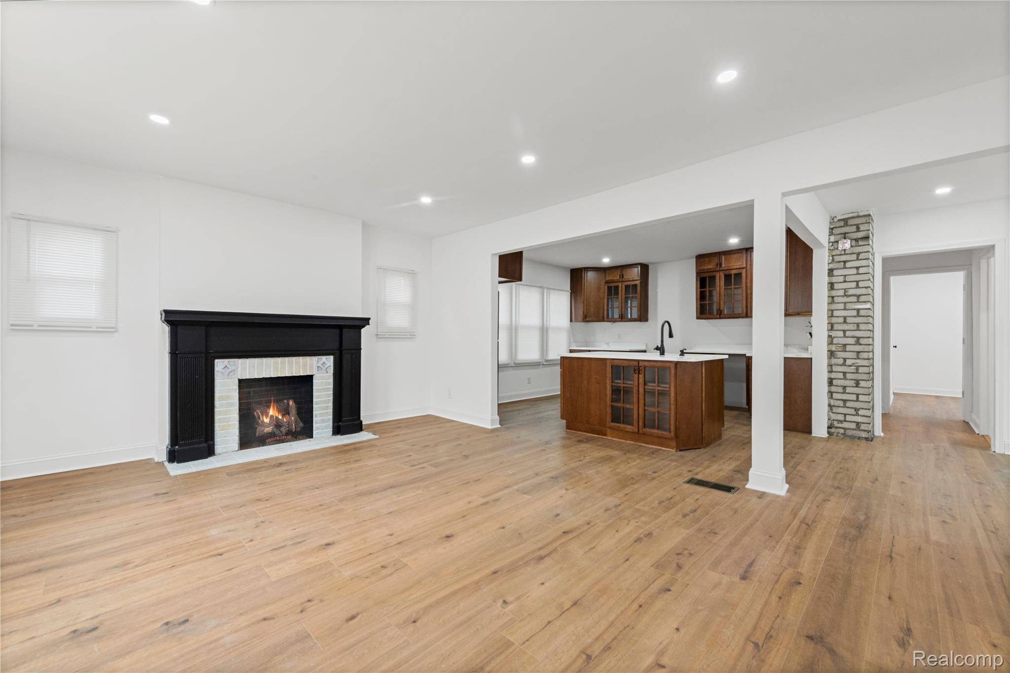 Detroit, MI 48224,4640 Balfour RD