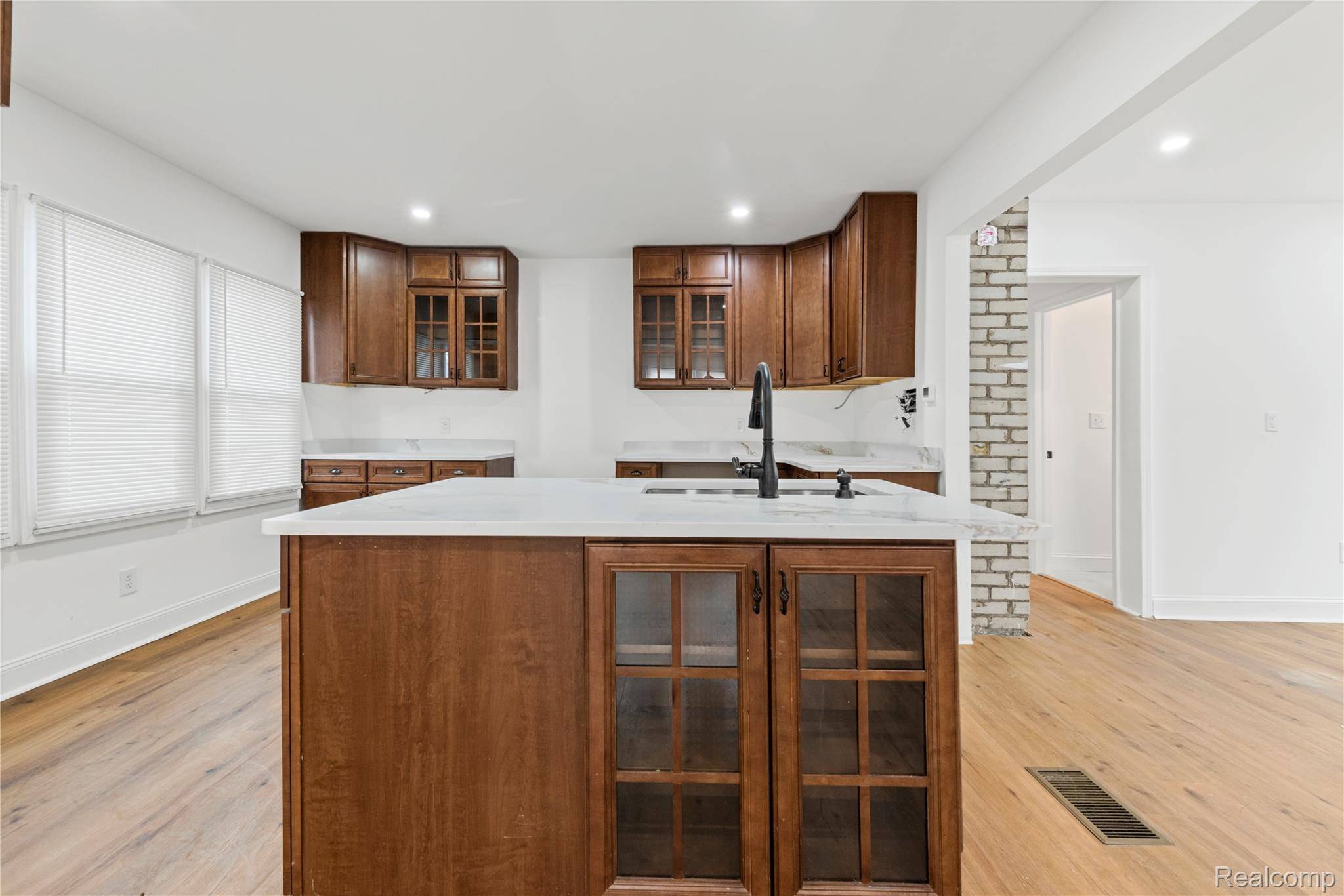 Detroit, MI 48224,4640 Balfour RD