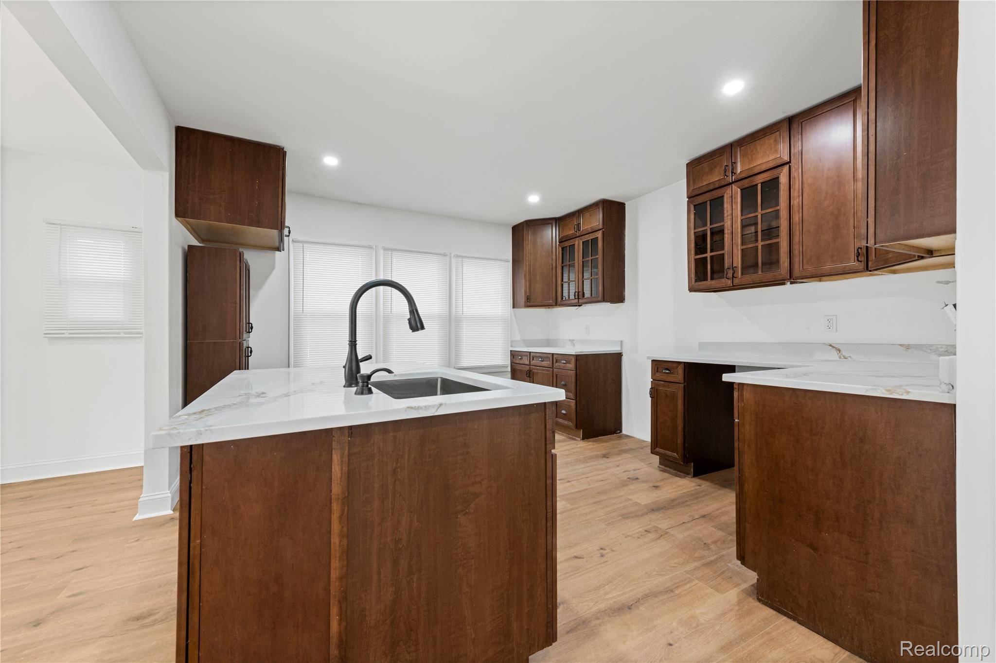 Detroit, MI 48224,4640 Balfour RD