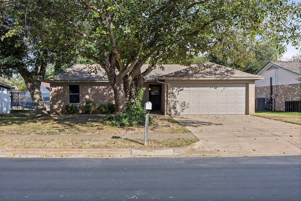 Crowley, TX 76036,316 Matthew Drive