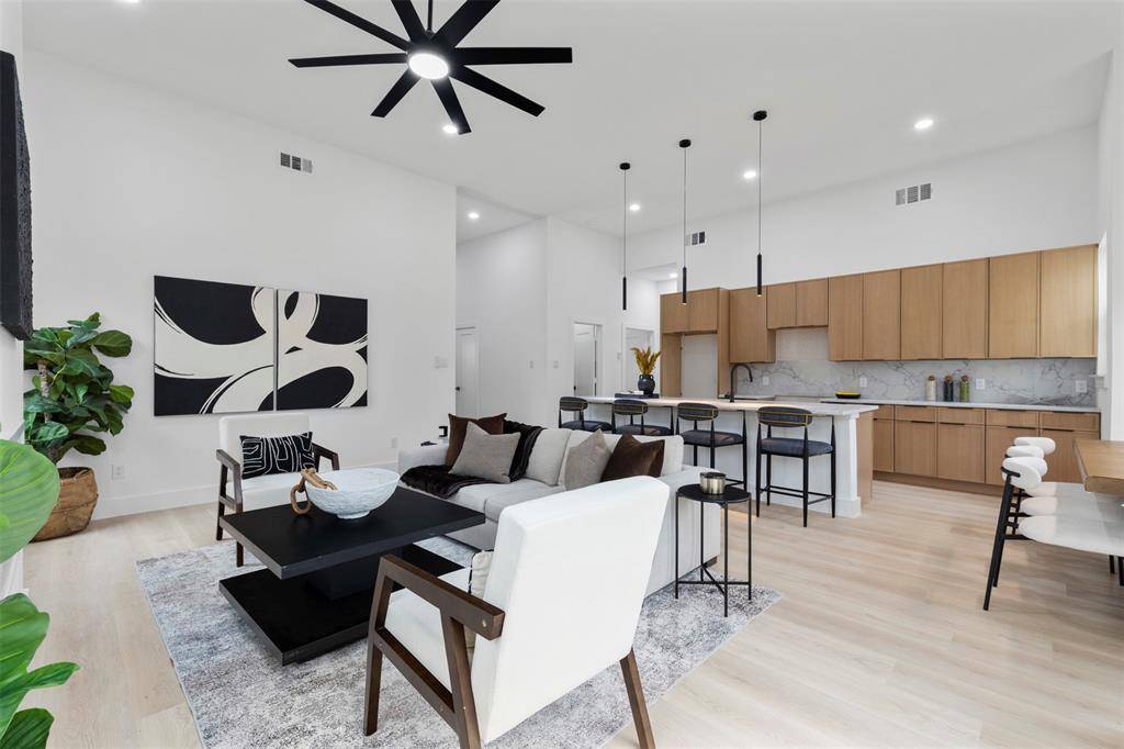 Dallas, TX 75217,1123 RIVERWOOD