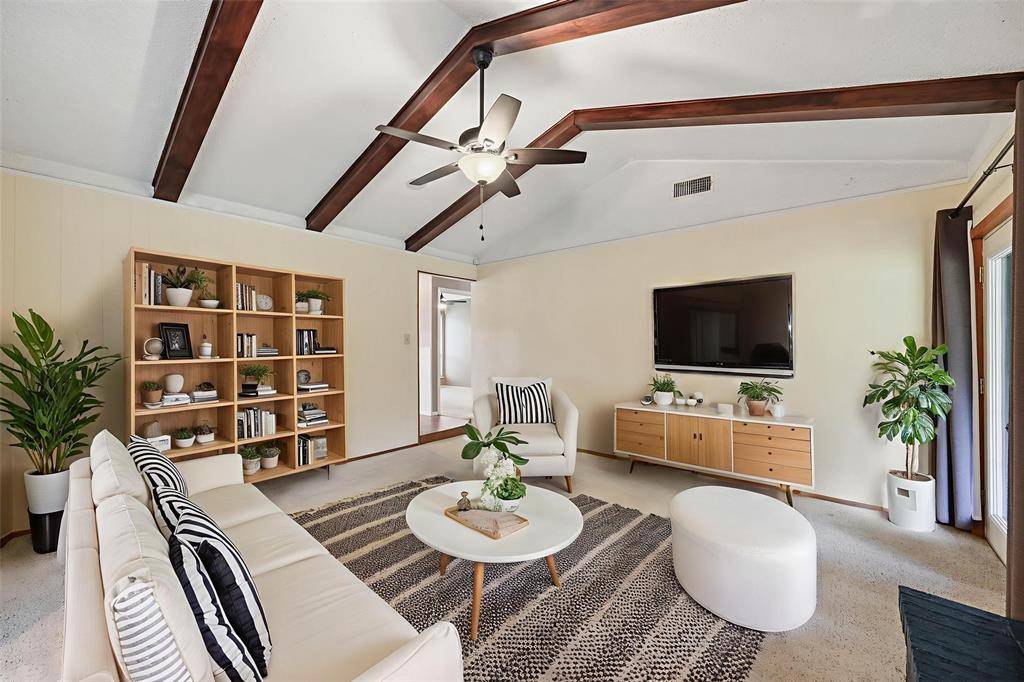 Edgecliff Village, TX 76134,2105 Rockmoor Drive