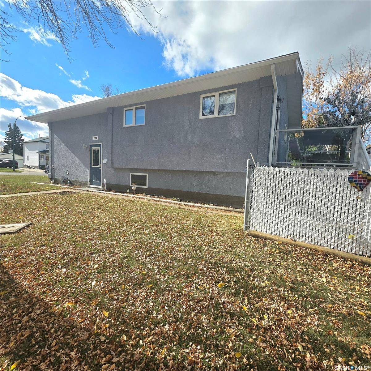 Prince Albert, SK S6V 7B8,1596 McIntosh DRIVE