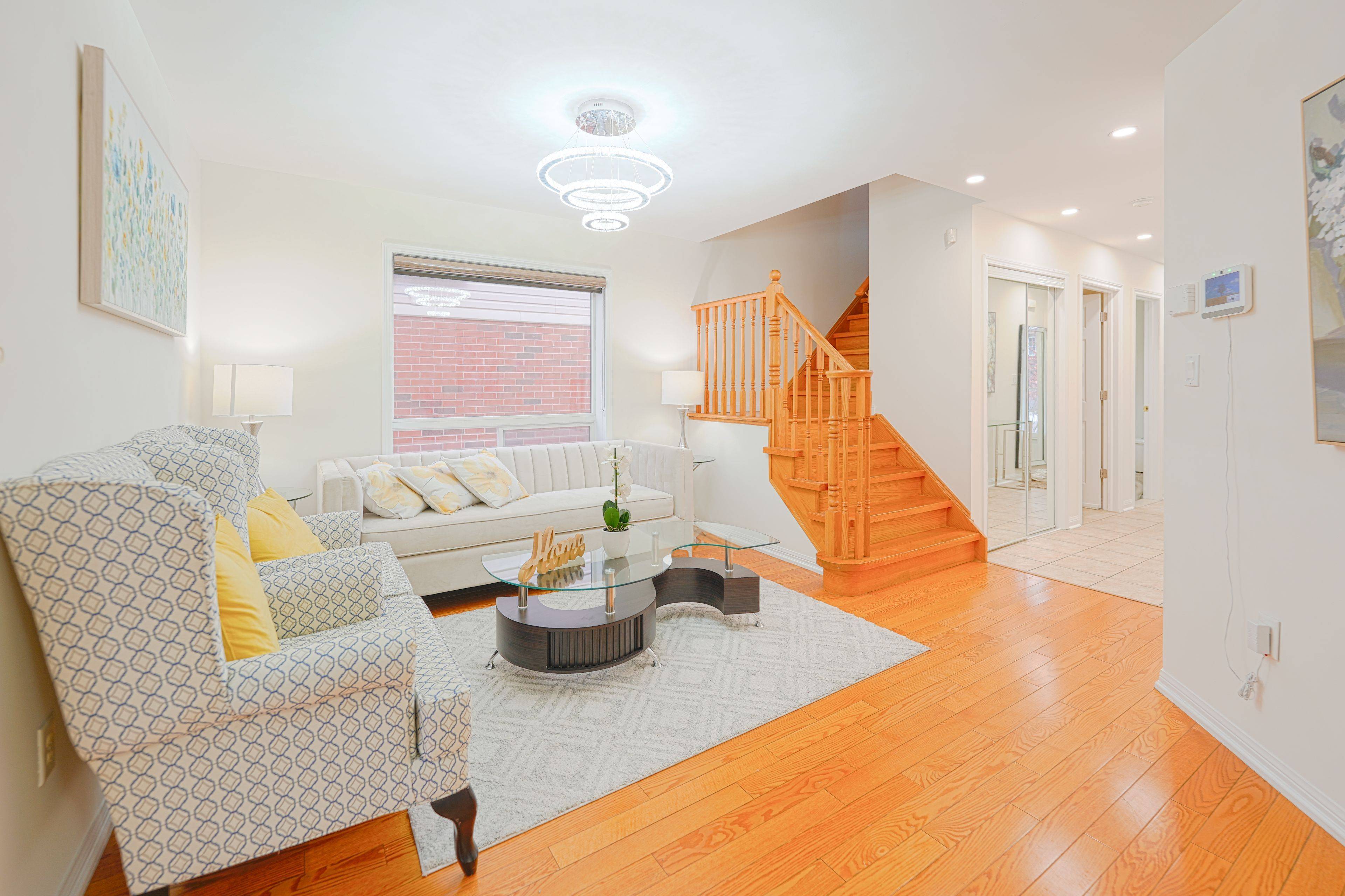 Brampton, ON L6X 0N1,7 Chudleigh AVE