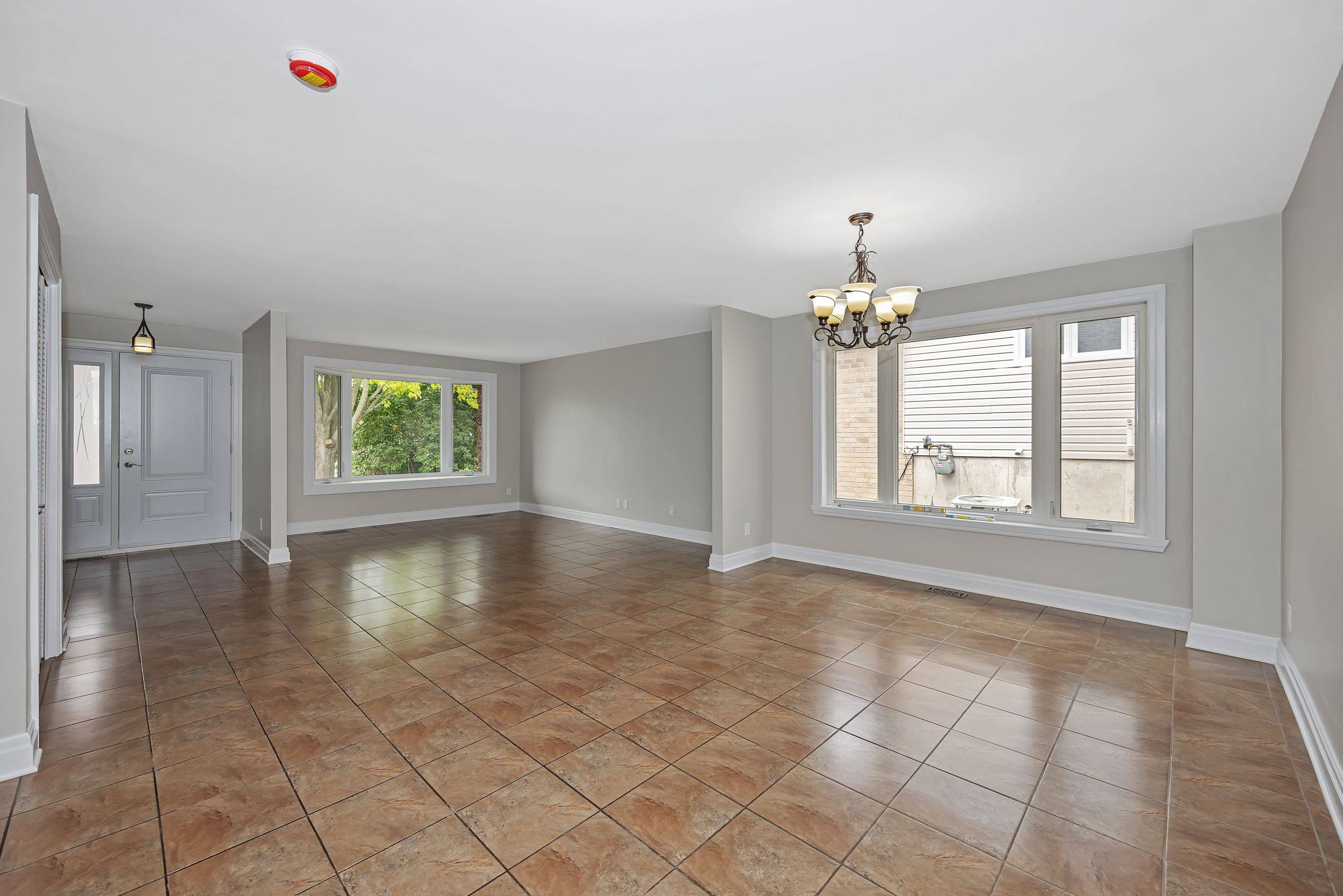 South Stormont, ON K0C 1P0,28 Barnhart DR