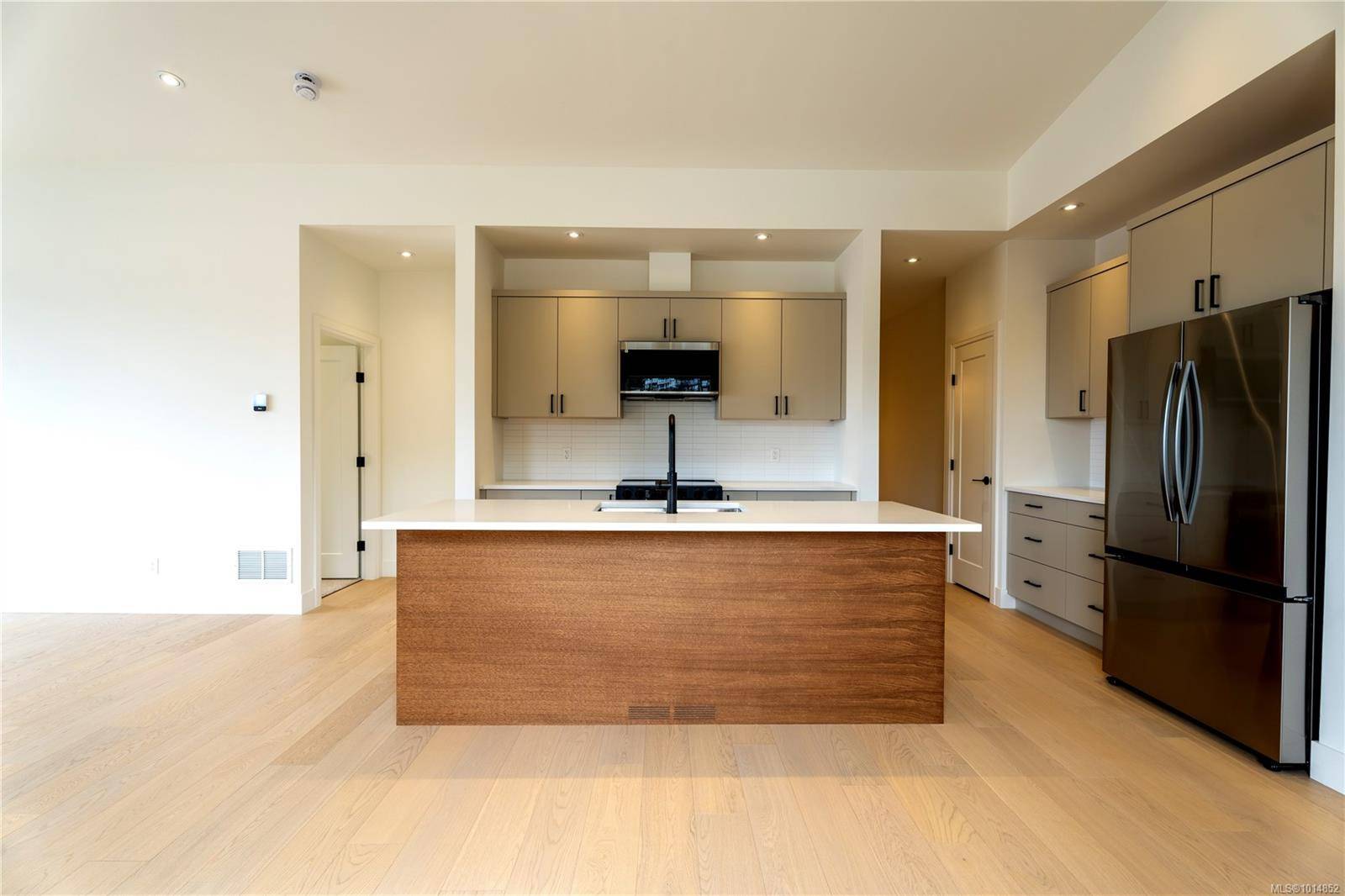 Duncan, BC V9L 0G1,3116 Woodrush Dr #117