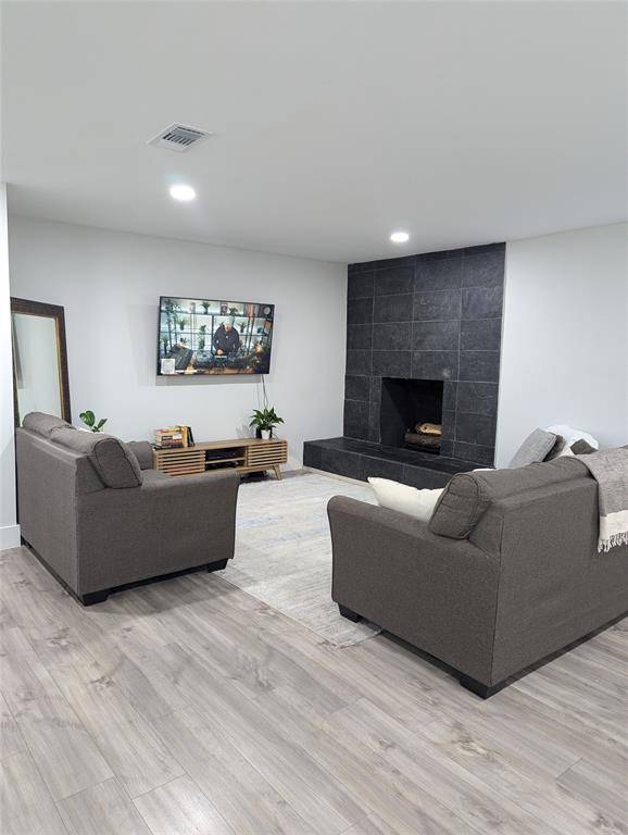 Lancaster, TX 75146,882 Magnolia Lane