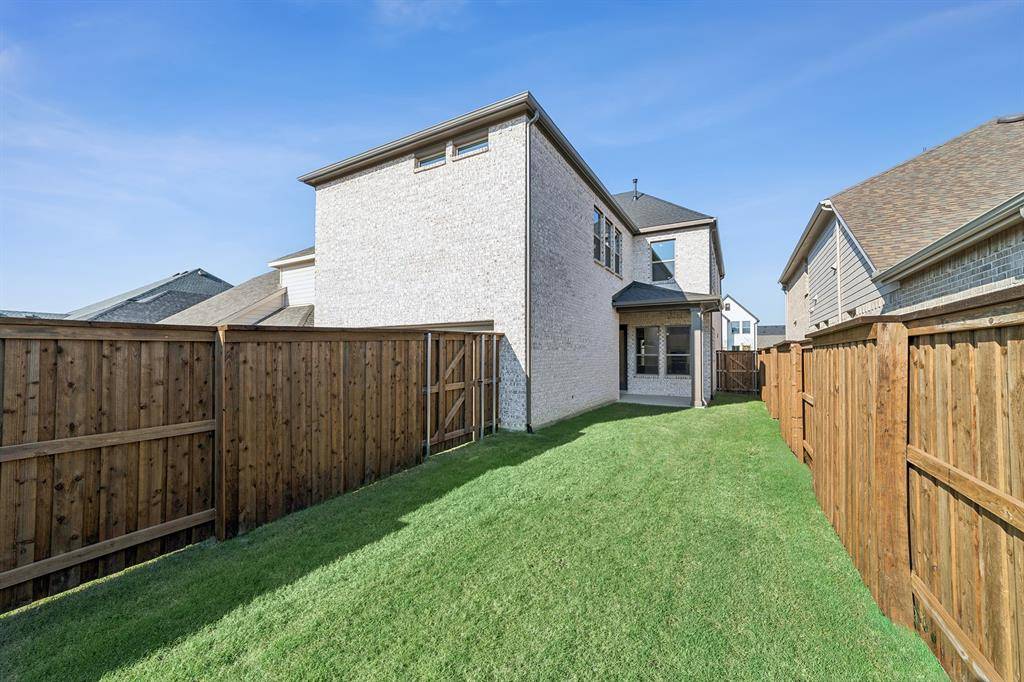 Van Alstyne, TX 75495,1847 Rosedale Avenue