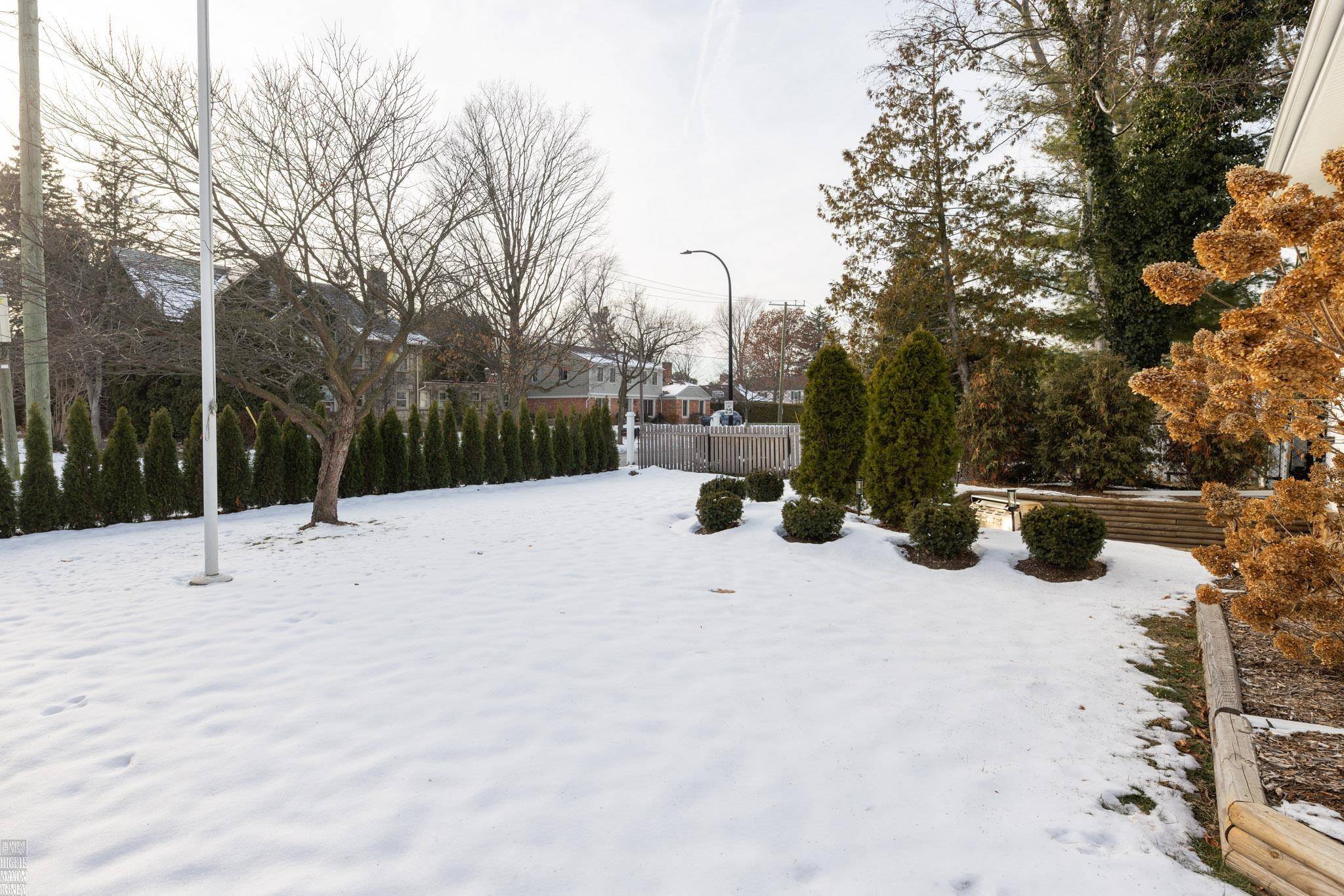 Grosse Pointe Farms, MI 48236,152 Kerby RD