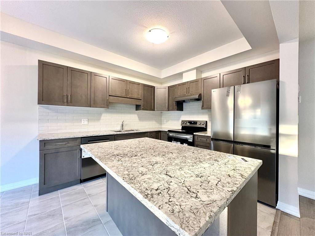 Pelham, ON L0S 1E1,47 Saffron WAY