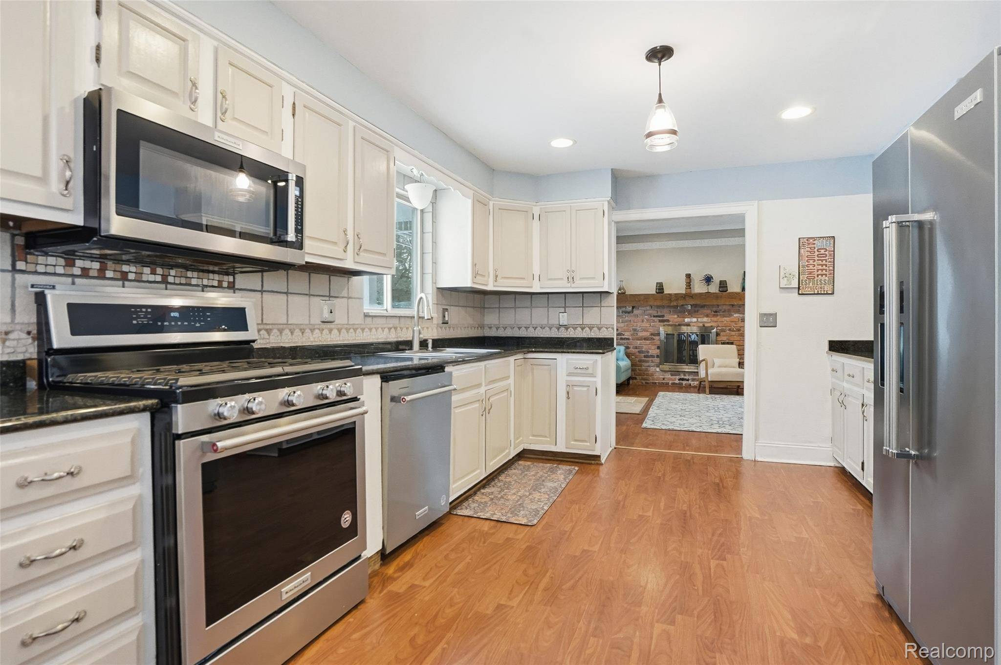 Troy, MI 48085,863 Sylvanwood DR