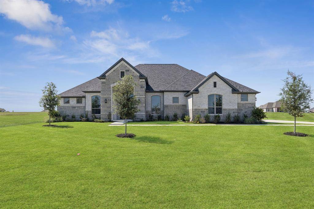 Waxahachie, TX 75165,113 Waterfall Way