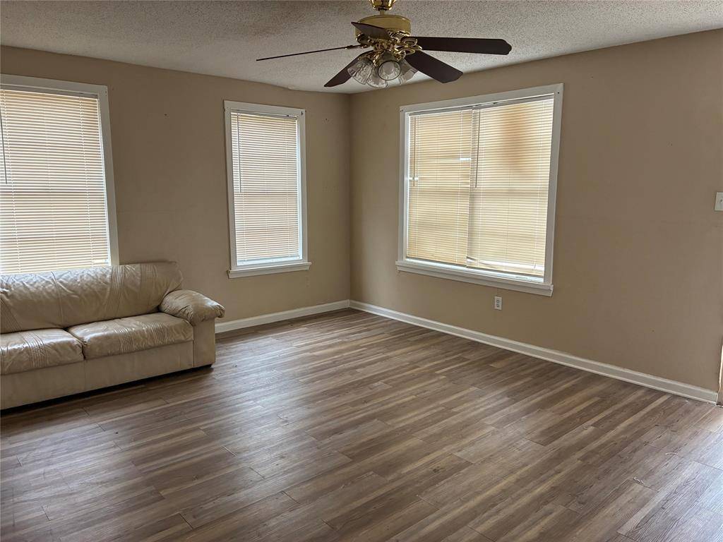 Shreveport, LA 71101,626 Wyandotte Street