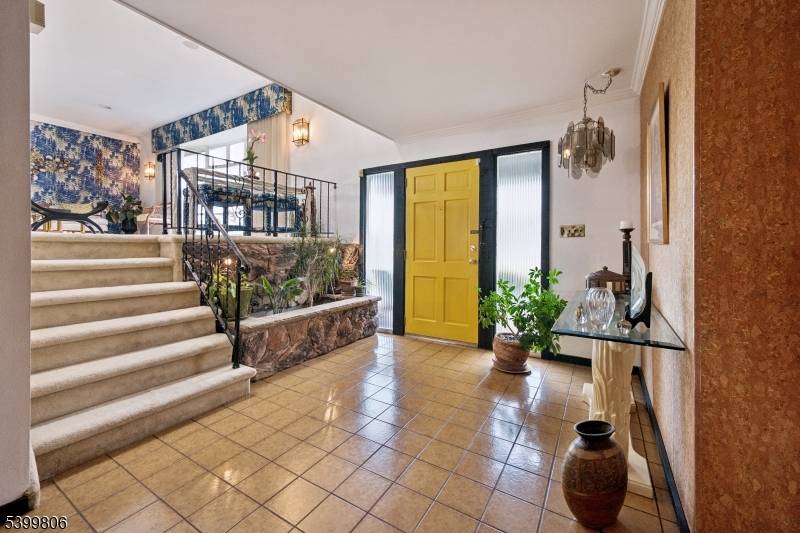 West Orange Twp., NJ 07052,15 Edgar Rd