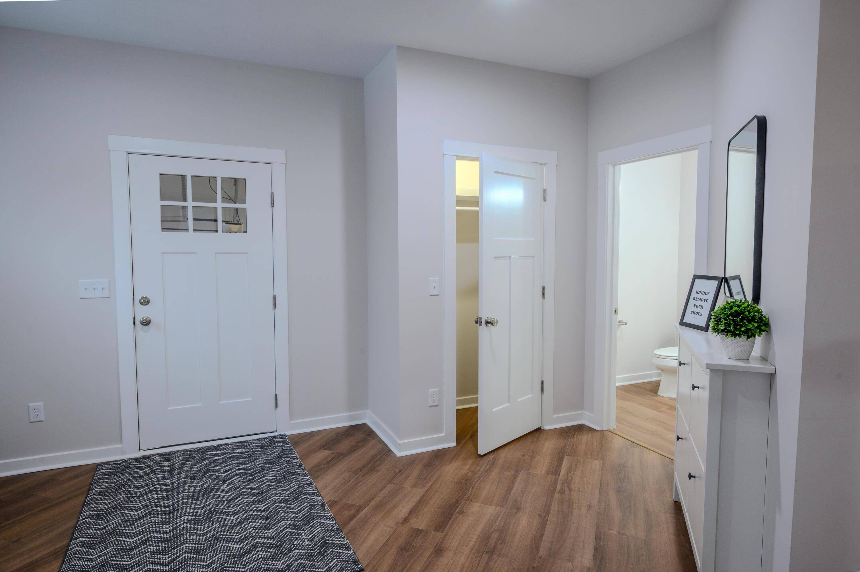 Byron Center, MI 49315,8828 S Division AVE