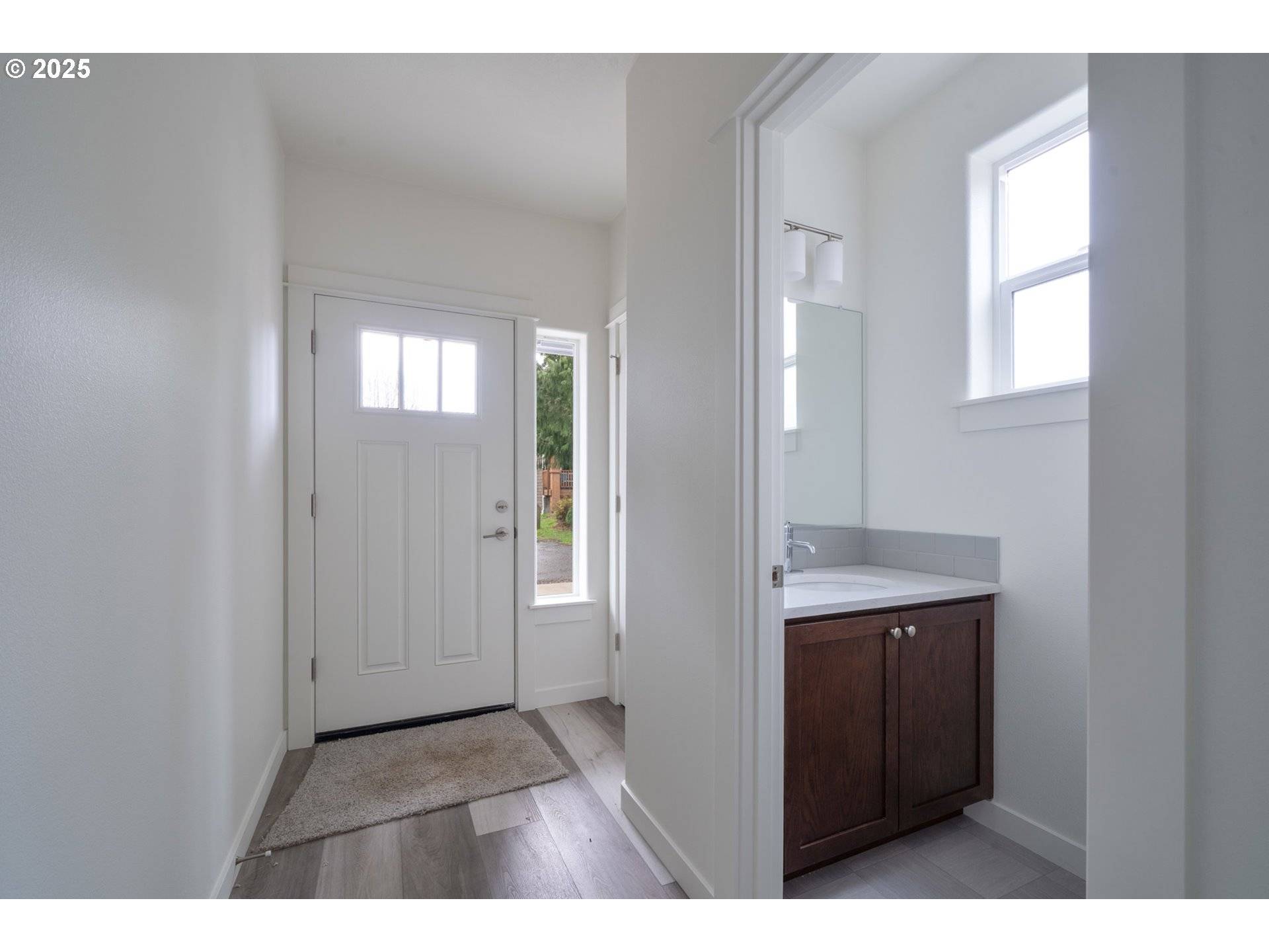 Depoe Bay, OR 97341,15 SW Johnson ST