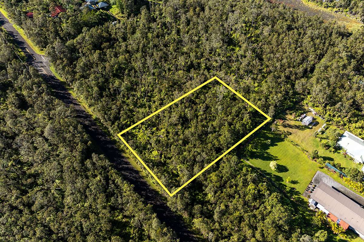 Volcano, HI 96785,11-3081 ALII KOA ST