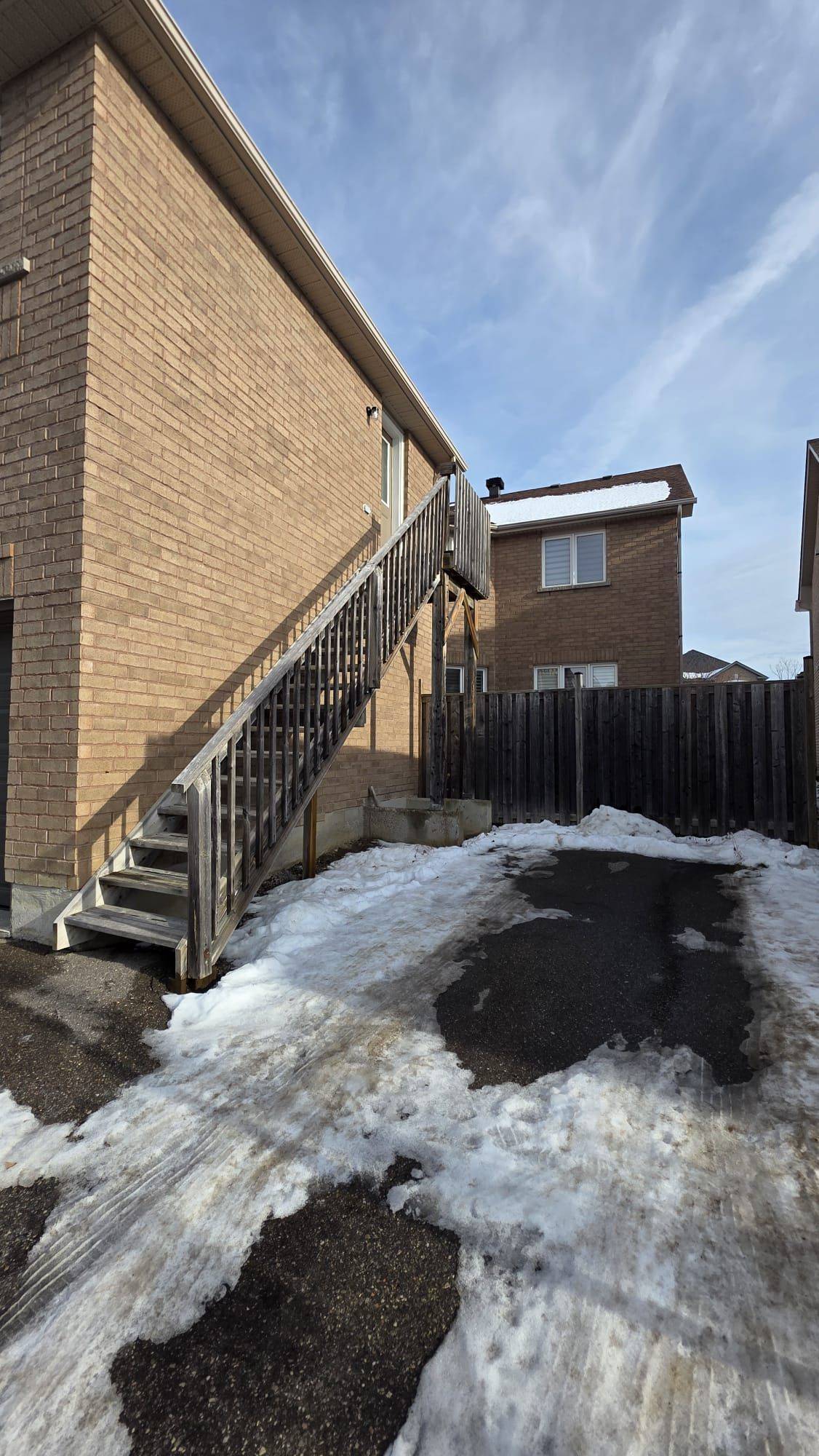 Markham, ON L6B 0P4,676 Cornell Rouge BLVD #Rear Coach House