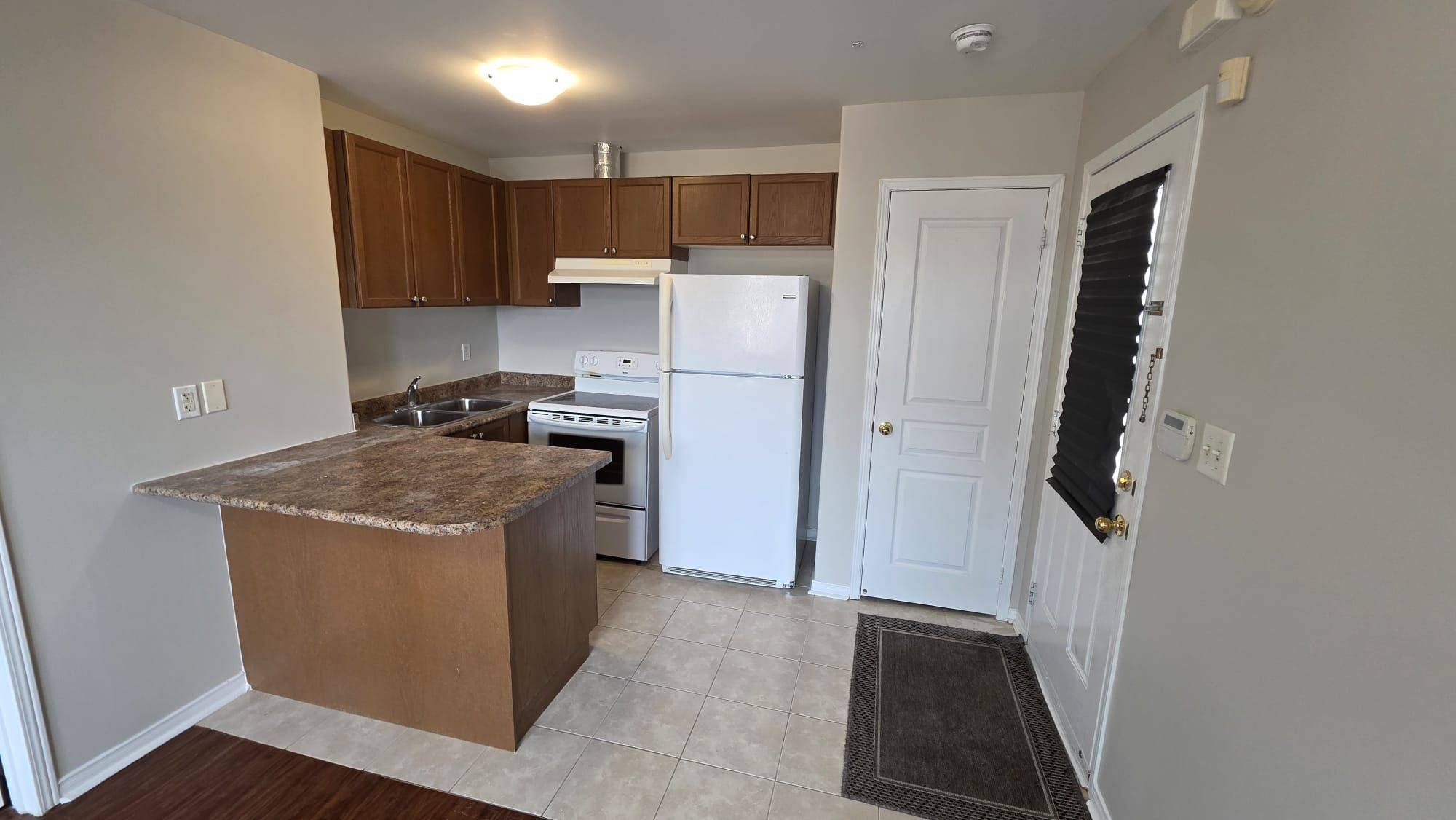 Markham, ON L6B 0P4,676 Cornell Rouge BLVD #Rear Coach House