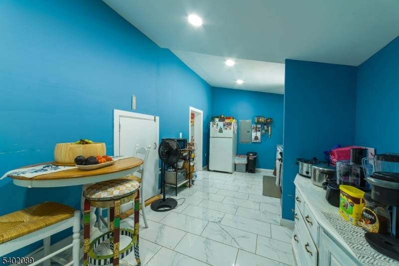 Mount Olive Twp., NJ 07828,9 Lakeview Ave