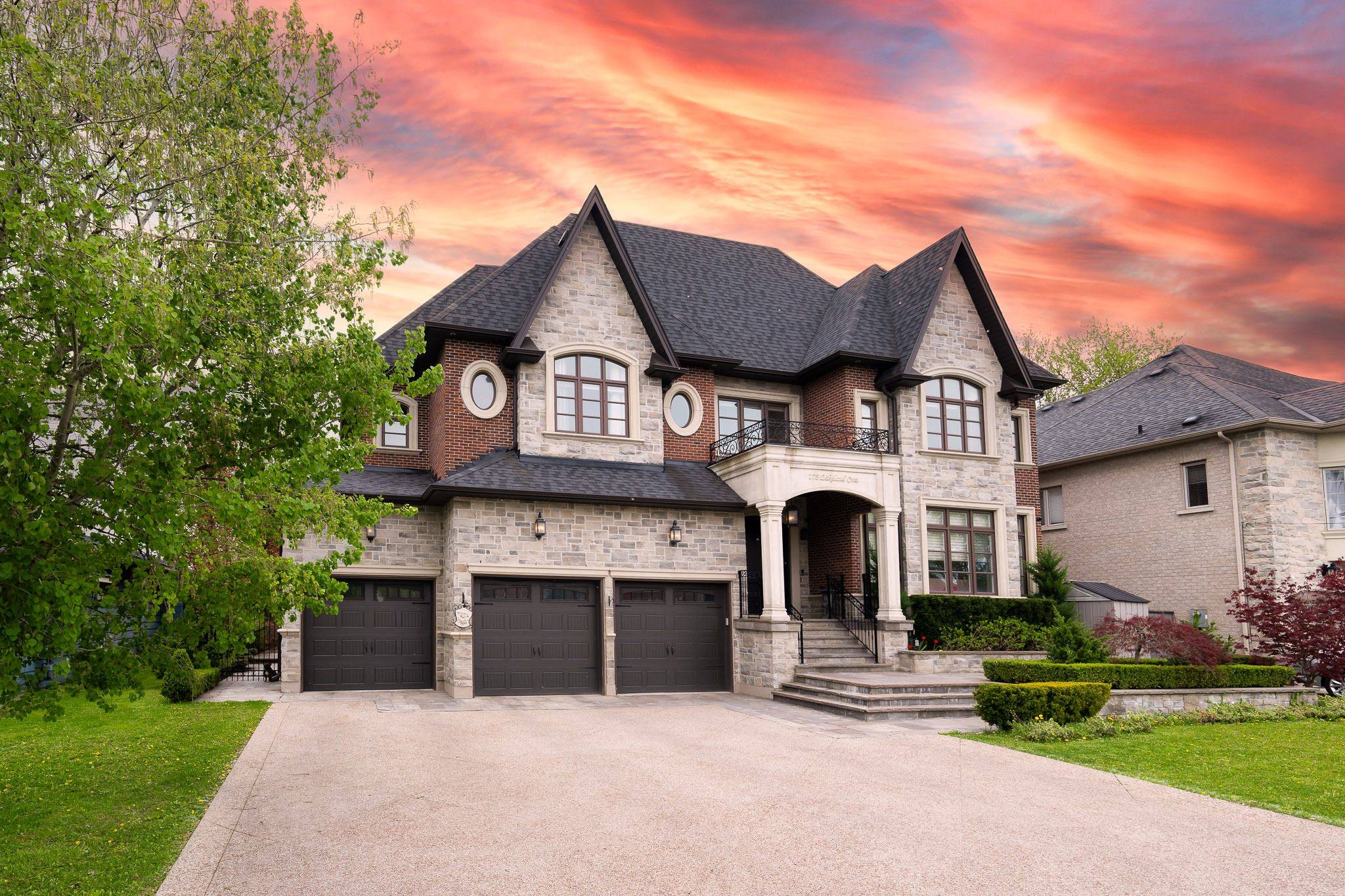 Richmond Hill, ON L4E 3A4,173 Lakeland CRES