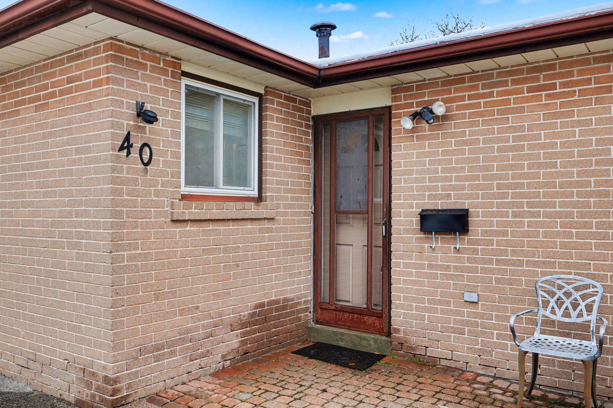 Brampton, ON L6T 3P4,40 Flavian CRES