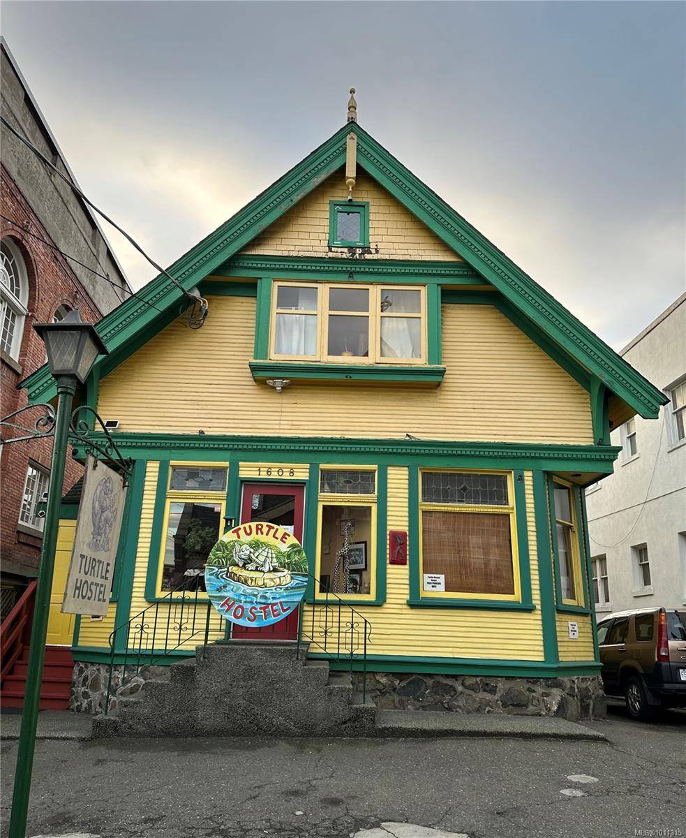 Victoria, BC V8W 2L4,1608 Quadra St