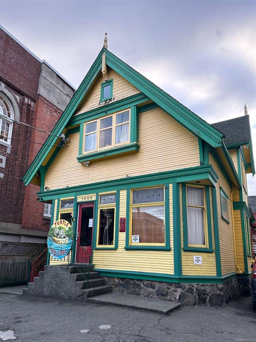 Victoria, BC V8W 2L4,1608 Quadra St