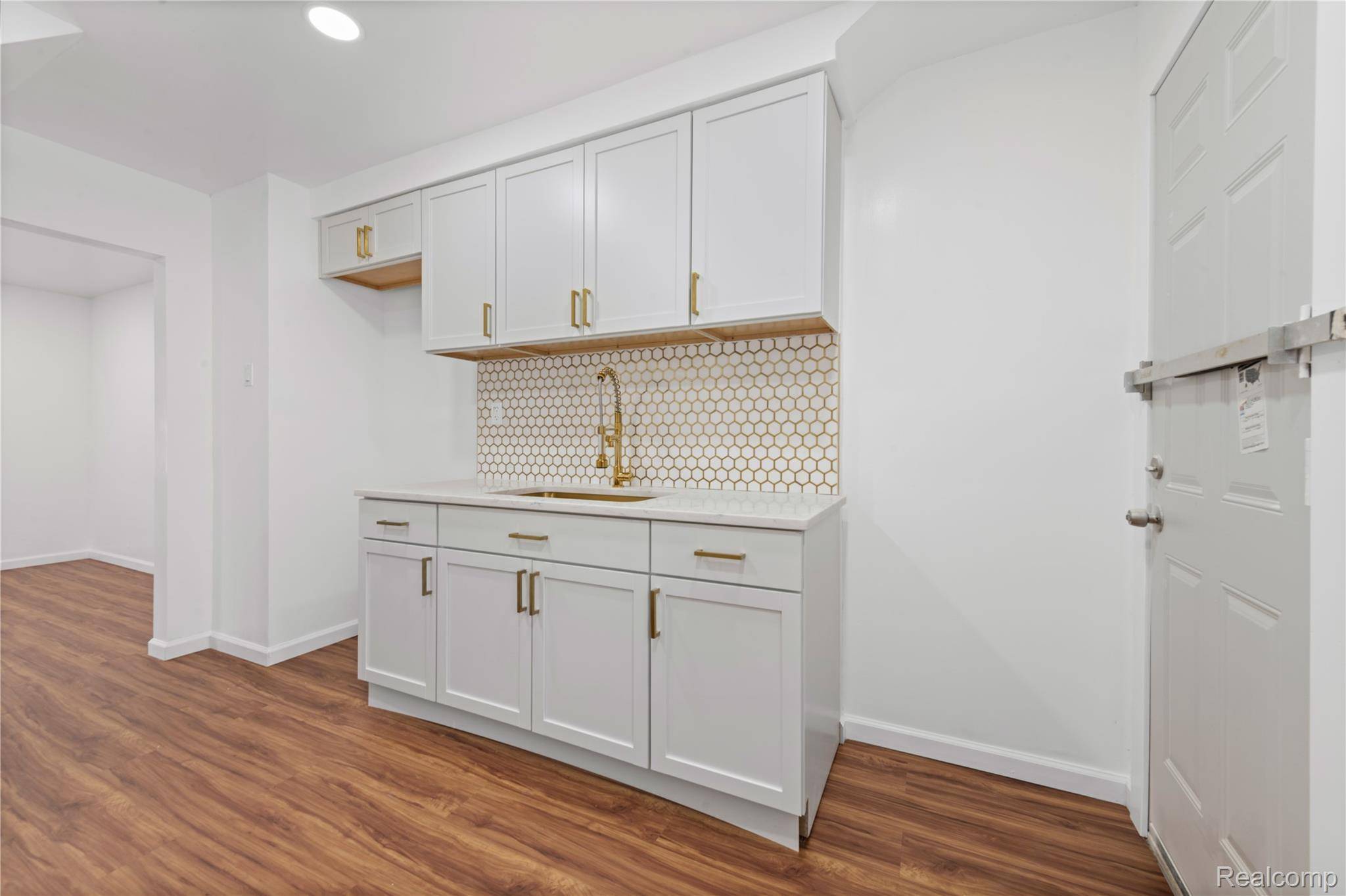 Detroit, MI 48224,17179 Ontario ST