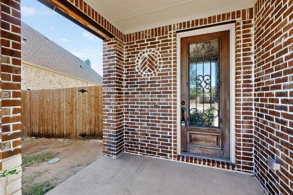 Mckinney, TX 75072,10121 Emily Pass
