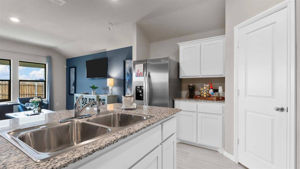 Denton, TX 76249,1633 CANSLER Drive