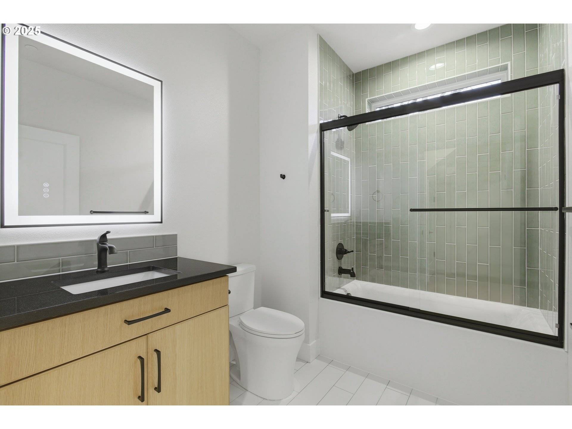 Portland, OR 97206,6900 SE Brooklyn ST