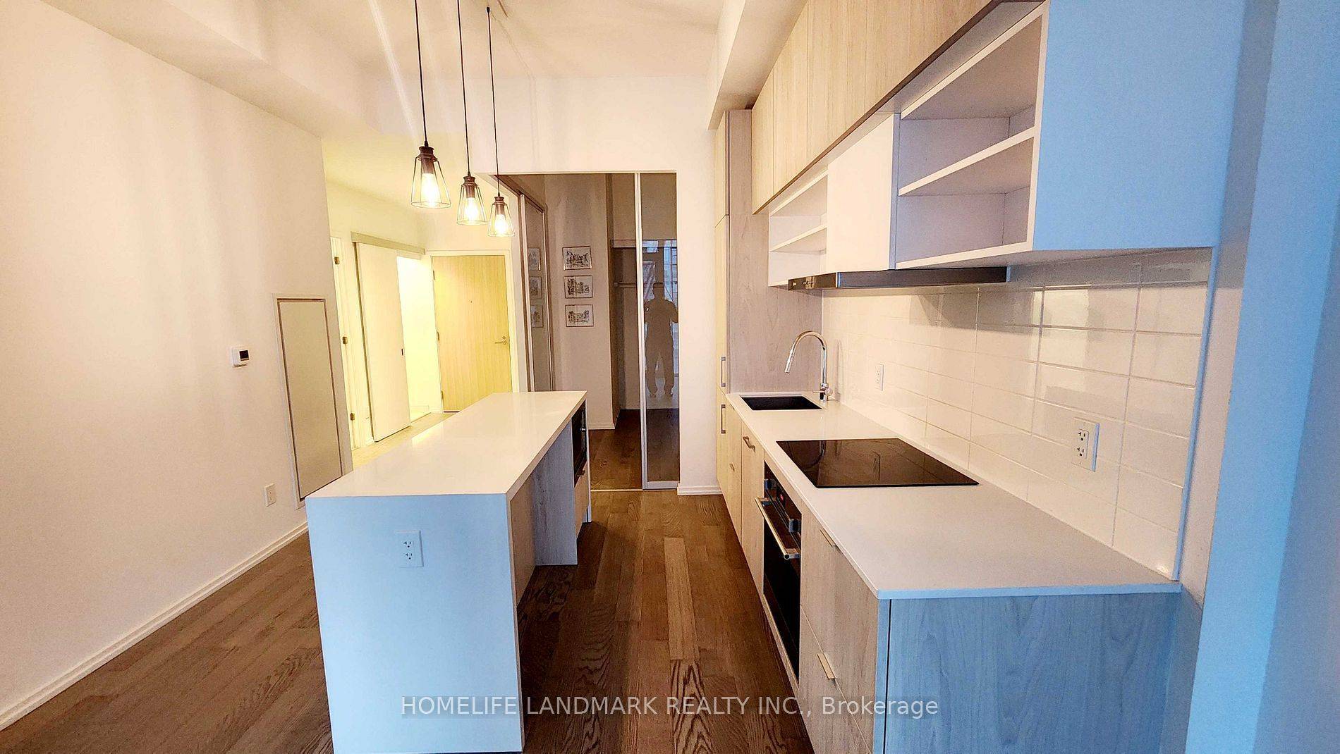 Toronto C10, ON M4S 0B1,5 Soudan AVE #1510