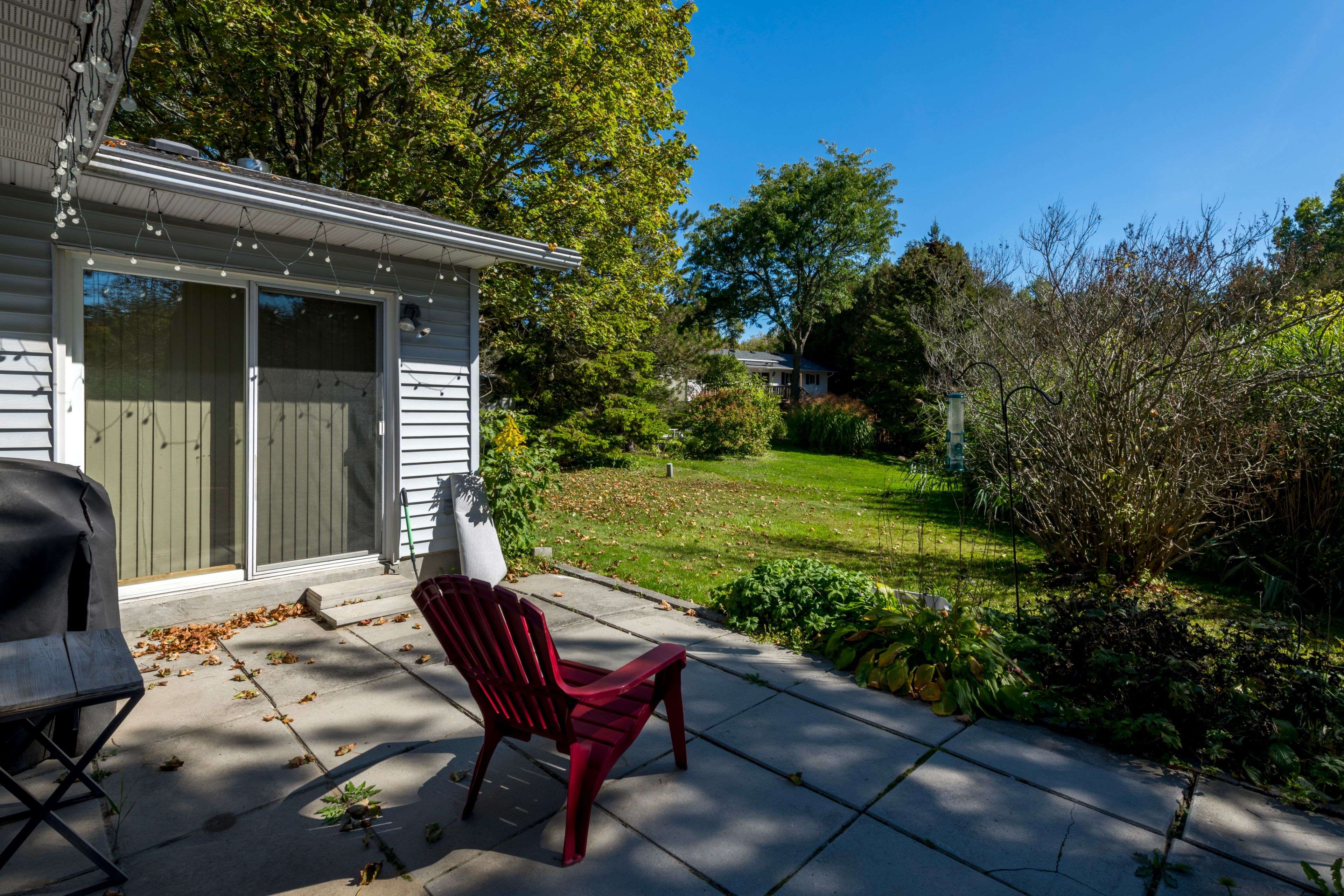 New Tecumseth, ON L0G 1W0,1 Tecumseth Pines DR