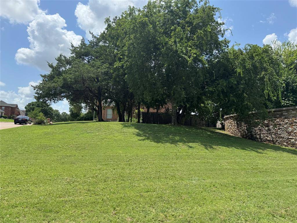 Desoto, TX 75115,1701 Plum Creek Drive