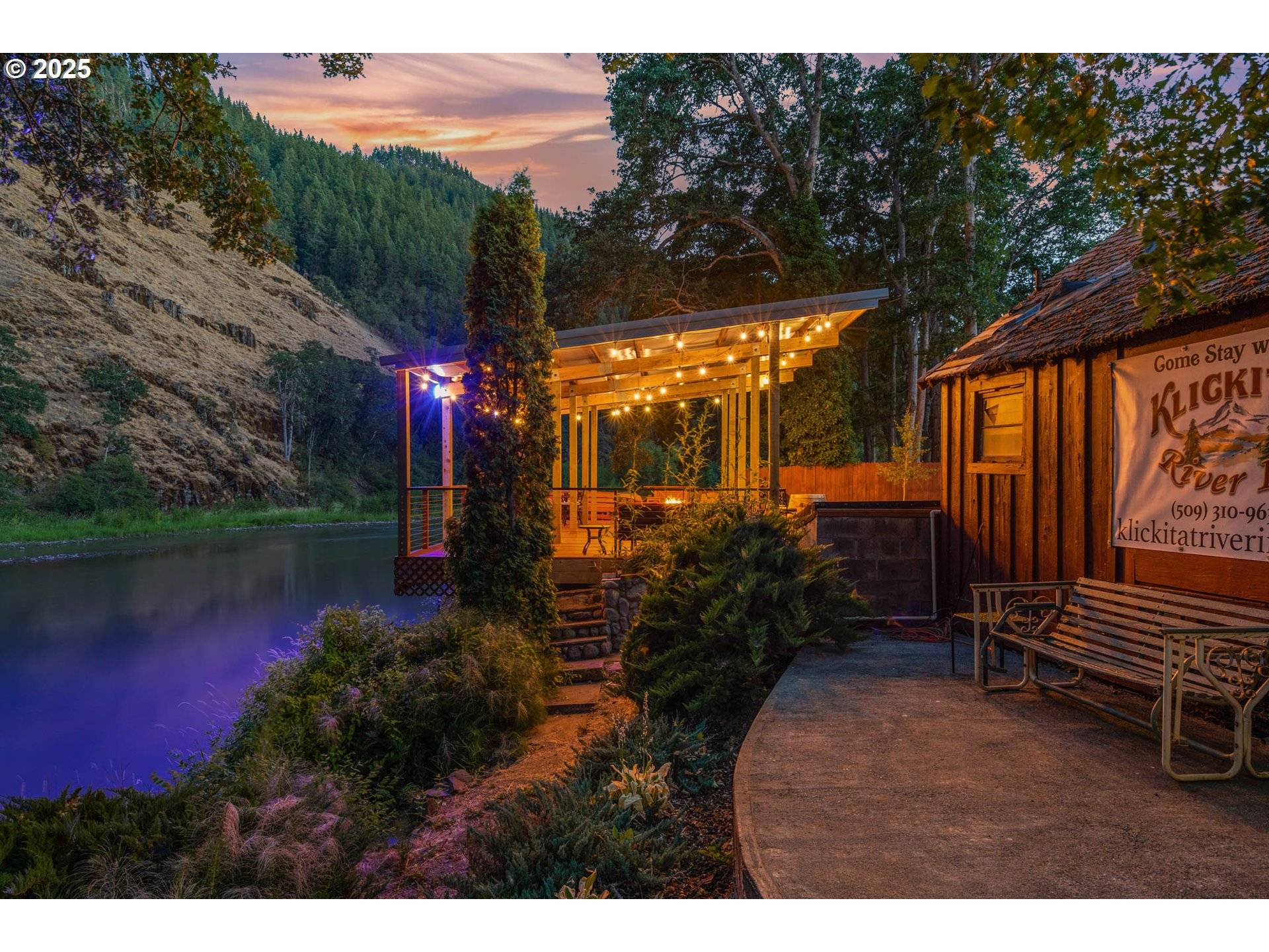 Klickitat, WA 98628,218 2ND ST