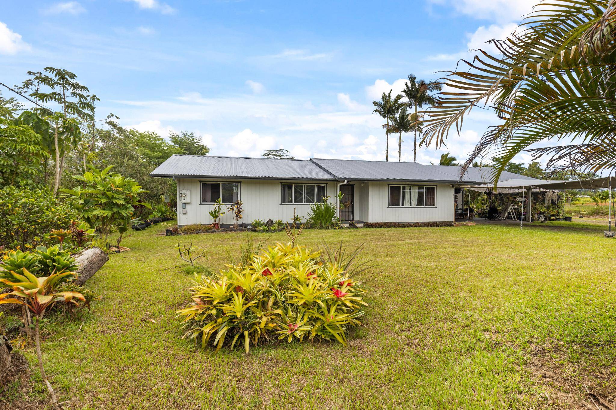 Keaau, HI 96749,15-1499 27TH AVE