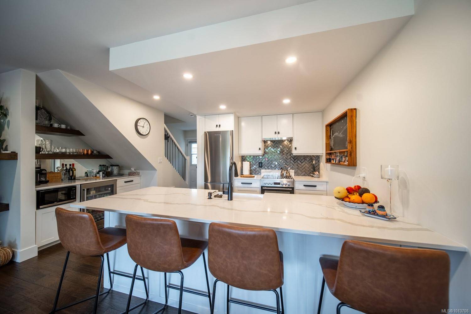 Nanaimo, BC V9T 6E7,6073 Pleasant Valley Way