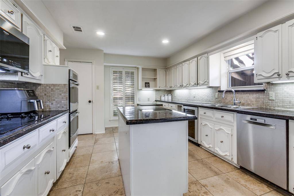 Dallas, TX 75248,15881 Nedra Way