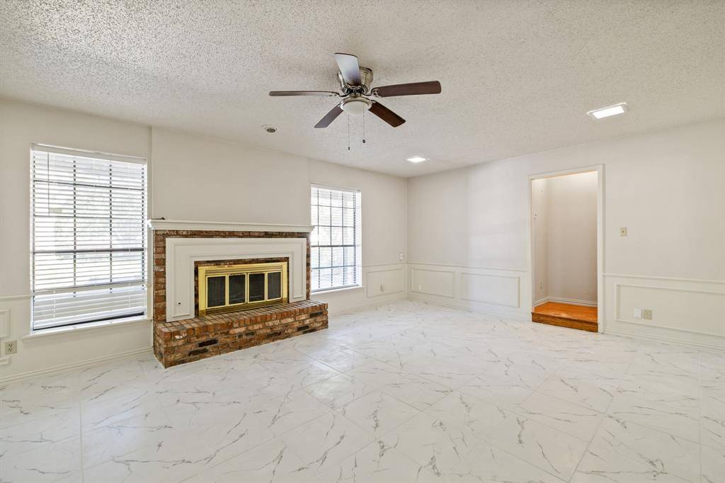 Sunnyvale, TX 75182,212 Magic Lane