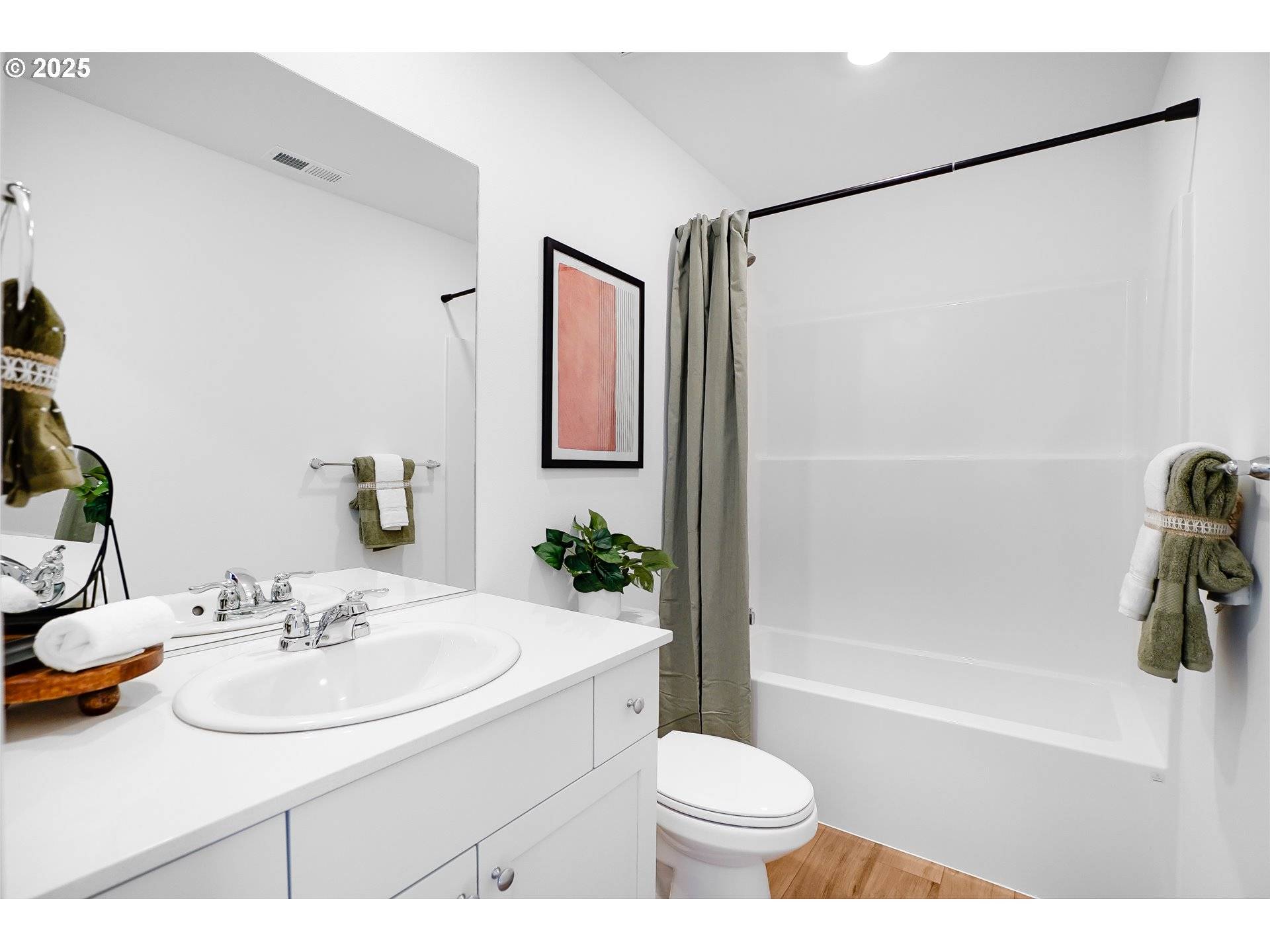 Albany, OR 97321,1433 NW Laura Vista