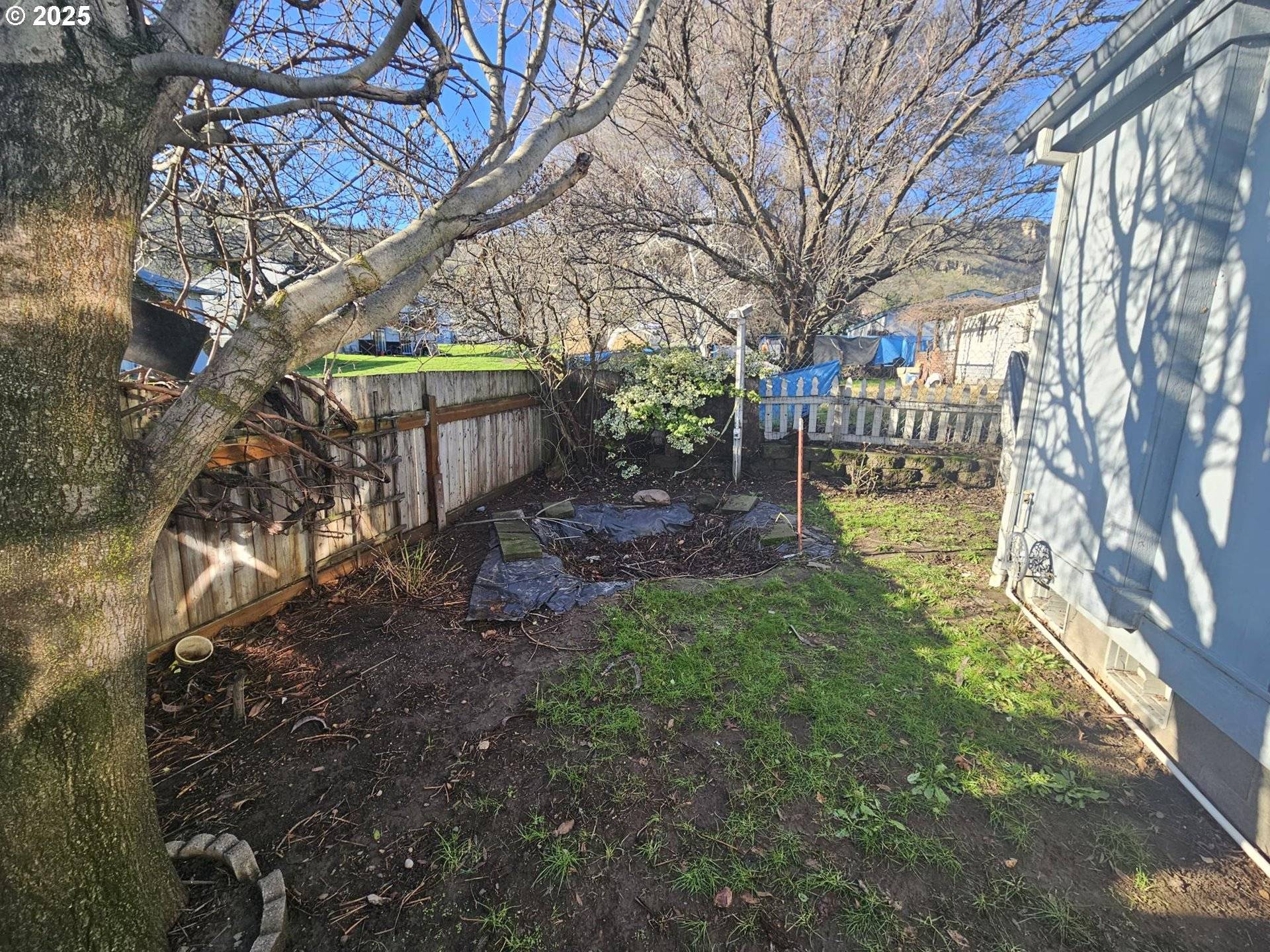 The Dalles, OR 97058,964 HOME ST